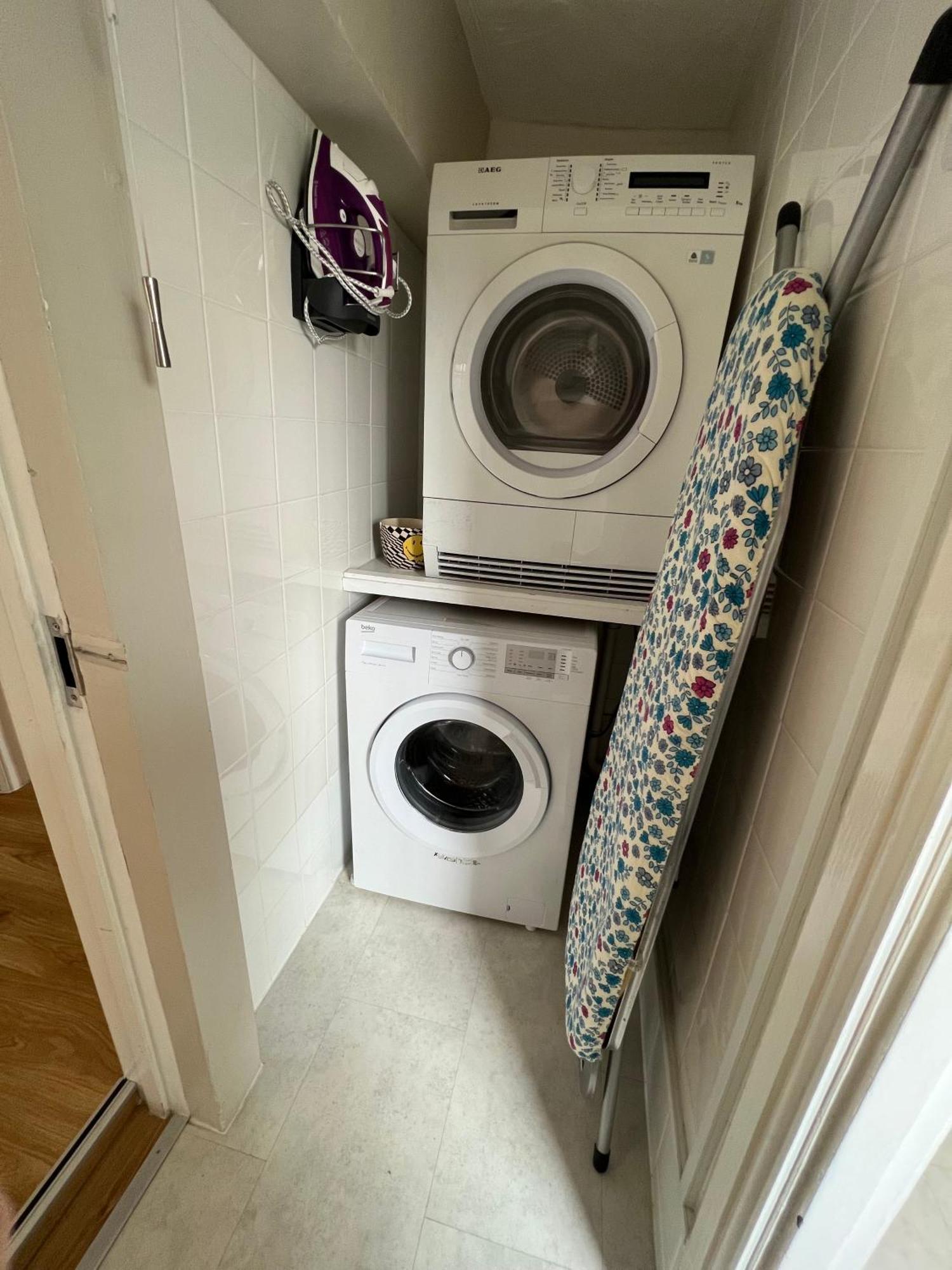 Stay In Yeovil Town Centre, Large 2 Bd Apt With Parking, Sleeps 4 Exterior foto